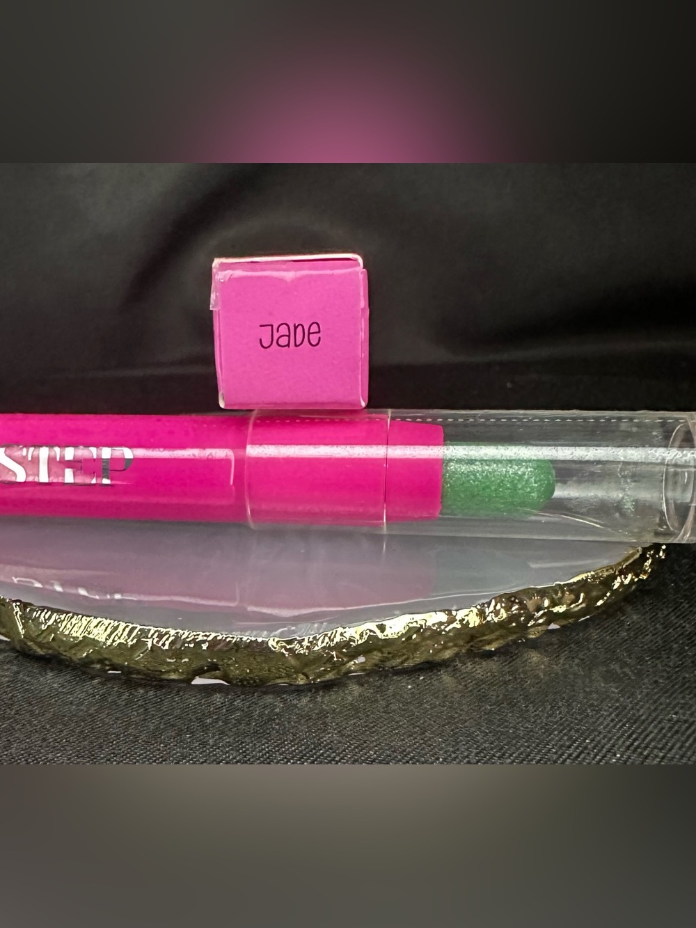 LASH STEP SHIMMERY CREAM EYESHADOW STICK W/BLENDING BRUSH - BRAND NEW SEALED!